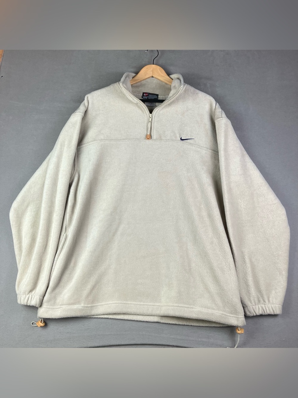 Vintage Nike Men’s Size L Fleece 1/4 Zip Pullover Sweater Small Swoosh Logo. In